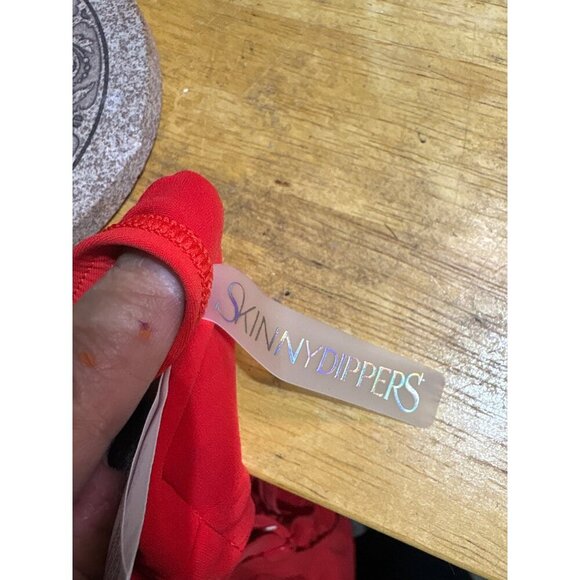 Skinny Dippers Red Ruffled Deep V-Neck One-Piece Swimsuit L Nylon Blend Adjustab - Picture 5 of 6